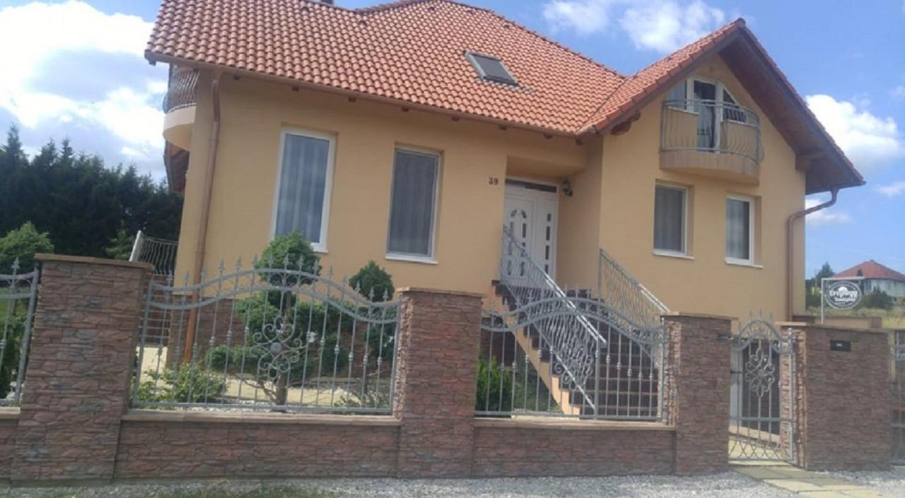 Oereghegy Vendeghaz Apartment Egerszalok Luaran gambar