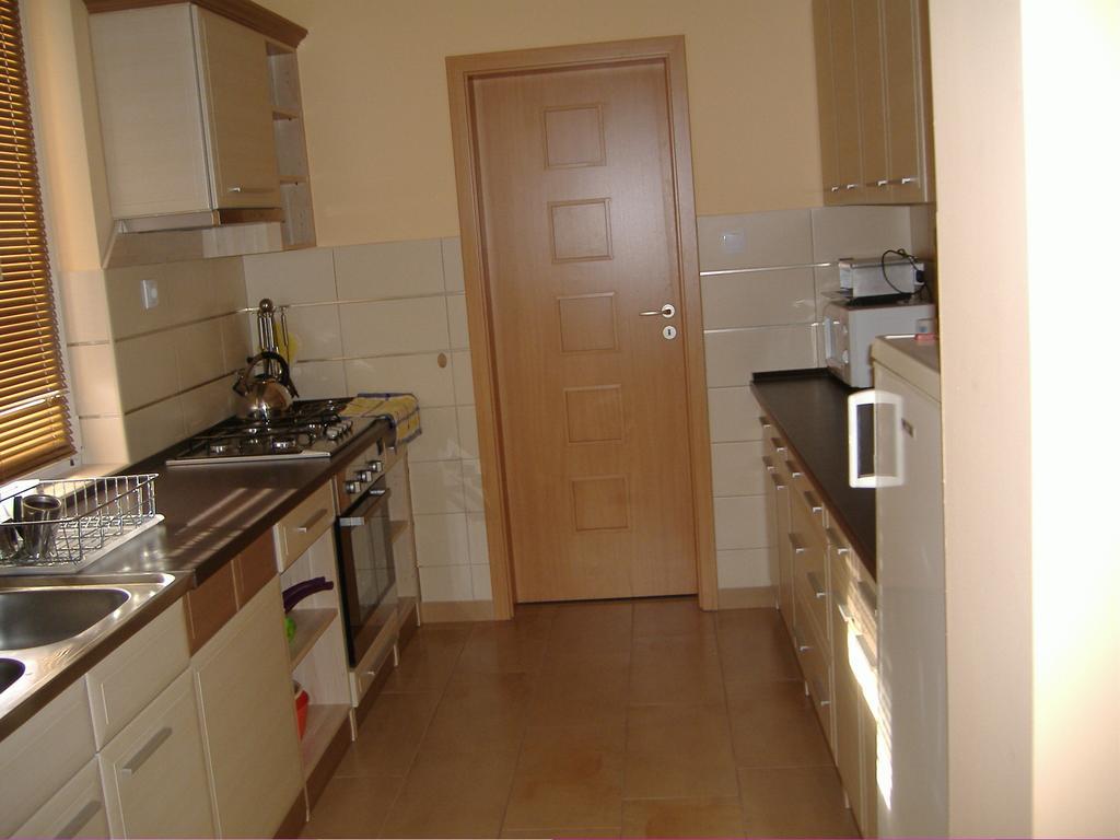Oereghegy Vendeghaz Apartment Egerszalok Bilik gambar